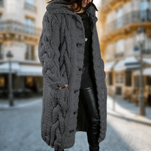 Lade das Bild in den Galerie-Viewer, Isabella - Die elegante und kuschelig warme Jacke