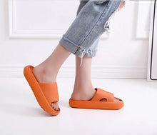 Lade das Bild in den Galerie-Viewer, Anti-Rutsch-Sandalen des Jahres
