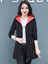 Lade das Bild in den Galerie-Viewer, WOLF Lange Windbreaker-Jacke