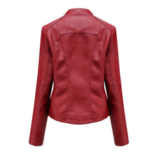 Lade das Bild in den Galerie-Viewer, Lana - Stylishe &amp; Zeitlose Damen Lederjacke
