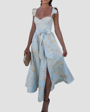 Lade das Bild in den Galerie-Viewer, Olesya - Elegantes Kleid
