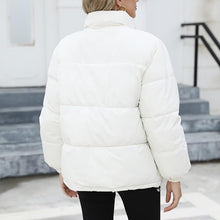 Lade das Bild in den Galerie-Viewer, Super Kuschelige &amp; Gefütterte Damen Winterjacke
