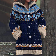 Lade das Bild in den Galerie-Viewer, Gemütliche Damen Strickjacke mit Knopfleiste
