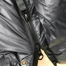 Lade das Bild in den Galerie-Viewer, Warme, Wasserdichte Daunen-Winterjacke für Damen
