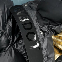 Lade das Bild in den Galerie-Viewer, Warme, Wasserdichte Daunen-Winterjacke für Damen
