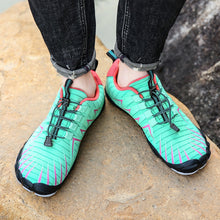 Lade das Bild in den Galerie-Viewer, ProStride™ griffige Barfußschuhe
