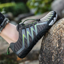 Lade das Bild in den Galerie-Viewer, ProStride™ griffige Barfußschuhe
