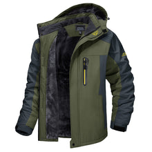Lade das Bild in den Galerie-Viewer, Windbreaker &amp; wasserdichte Outdoor-Jacke für Herren - warm, wind-/wasserdicht, strapazierfähig grün
