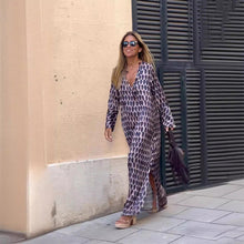 Lade das Bild in den Galerie-Viewer, Henar - Boho Kleid mit Langen Ärmeln und V Ausschnitt

