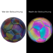 Lade das Bild in den Galerie-Viewer, Holographischer Fußball
