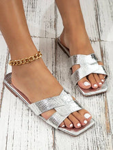 Lade das Bild in den Galerie-Viewer, B&amp;A Sandalen | Trendige Flip-Flop-Sandalen mit weichem Fußbett
