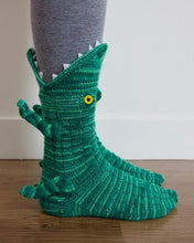 Lade das Bild in den Galerie-Viewer, ZUSCHNAPPENDE SOCKEN
