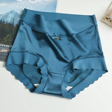 Lade das Bild in den Galerie-Viewer, Fenne (5 + 5 GRATIS) | Elegante nahtlose Satin-Slips für Frauen
