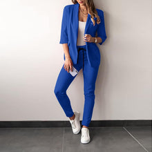 Lade das Bild in den Galerie-Viewer, Sara 2-teiliger Damenanzug | Stylischer Blazer und Hose für Frauen
