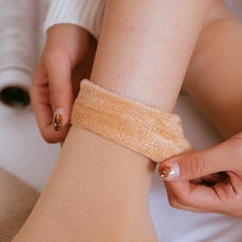 Lade das Bild in den Galerie-Viewer, Warme Damen Thermosocken (3er Set)
