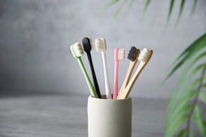 BristileBrush™ - 1000-Borsten-Zahnbürste