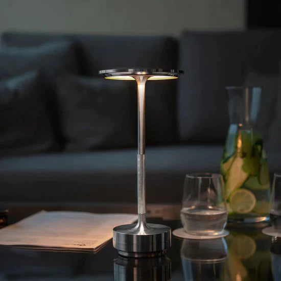 Luxalit I Aufladbare LED Tischlampe | Eleganz und Stil ohne Kabelsalat