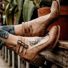 Lade das Bild in den Galerie-Viewer, Zina - Bequeme und Stylische Damenschuhe
