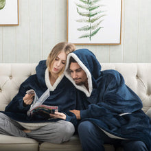 Lade das Bild in den Galerie-Viewer, Snuggles Hoodie | Perfekte Must-have für kalte Tage
