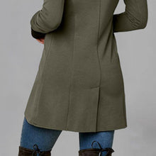 Lade das Bild in den Galerie-Viewer, WOLF Stehend Kragen Jacke
