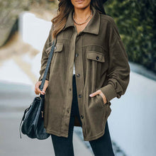 Lade das Bild in den Galerie-Viewer, WOLF Neue Strickjacke mit Revers und Fleece-Reißverschluss
