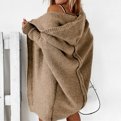 WOLF Pullover mit lockeren Kapuzenärmeln