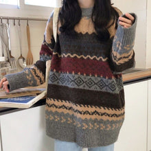 Lade das Bild in den Galerie-Viewer, WOLF Strickwaren Loser Pullover

