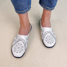 Lade das Bild in den Galerie-Viewer, Maddie™ - Speziell entworfene Schuhe für Frauen
