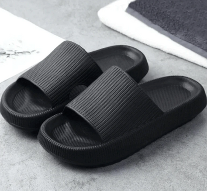 OrthopaedischeSandalen_Hausschuhe_extraweich_-LaufenwieaufWolke7-schwarz_neu