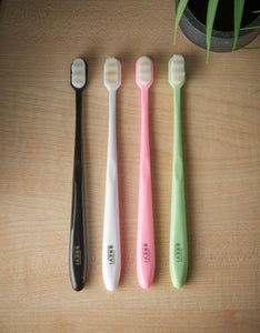 BristileBrush™ - 1000-Borsten-Zahnbürste