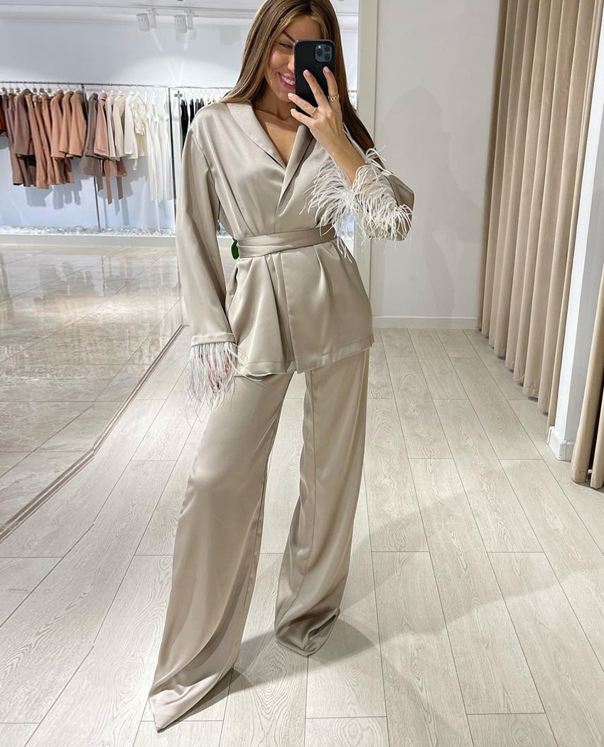 Coss Satin Suit | Weicher eleganter Damenanzug