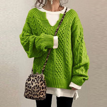 Lade das Bild in den Galerie-Viewer, WOLF Solide gestrickter Pullover
