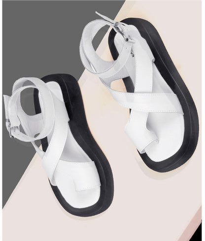 WOLF Modische flache Sandale für den Sommer