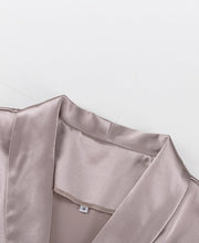 Lade das Bild in den Galerie-Viewer, Coss Satin Suit | Weicher eleganter Damenanzug

