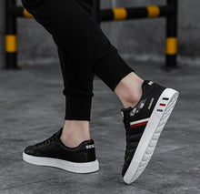 Lade das Bild in den Galerie-Viewer, Antonio Sneakers | Trendige Männerschuhe mit dämpfender Sohle
