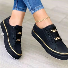 Lade das Bild in den Galerie-Viewer, Gaboura Schuhe | Trendige bequeme Damenschuhe mit ergonomischem Fußbett
