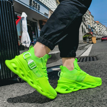 Lade das Bild in den Galerie-Viewer, Unisex-Sneakers_Mucci_-elastisch_Barfuss-kompatibel_atmungsaktiv_neongruen20
