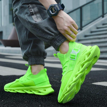 Lade das Bild in den Galerie-Viewer, Unisex-Sneakers_Mucci_-elastisch_Barfuss-kompatibel_atmungsaktiv_neongruenneu
