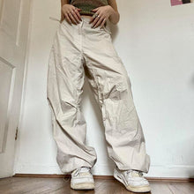 Lade das Bild in den Galerie-Viewer, Baggy Hose | Der neueste Damen Modetrend

