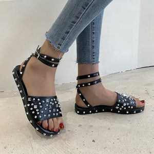 Offene Zehenspange Lässige Nieten-Sandalen