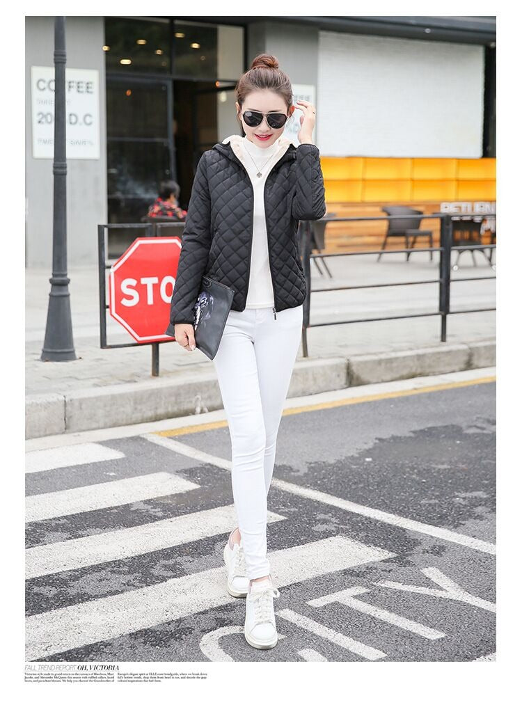 WOLF Jacke mit Kapuze