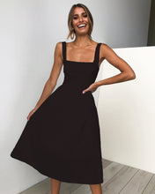 Lade das Bild in den Galerie-Viewer, Julia™ - Einfarbiges Kleid
