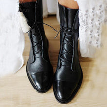 Lade das Bild in den Galerie-Viewer, Balesco - Winterstiefel für Frauen aus veganem Leder
