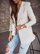 Lade das Bild in den Galerie-Viewer, Brindi – ein eleganter Blazer
