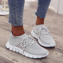 Lade das Bild in den Galerie-Viewer, Jana - Ergonomische &amp; Atmungsaktive Schuhe
