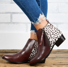 Lade das Bild in den Galerie-Viewer, Loscana Leopard Stiefel | Elegante und bequeme Damenstiefel mit Absätzen und Reißverschluss
