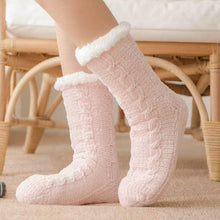 Lade das Bild in den Galerie-Viewer, Kuschelige Bodensocken
