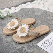 Lade das Bild in den Galerie-Viewer, Urlaub Hausschuhe für Frauen, Leinen Blume Dekor Flip Flops
