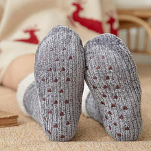 Lade das Bild in den Galerie-Viewer, Kuschelige Bodensocken
