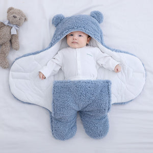 Baby-Einschlagdecke - kuschelige Puckdecke zum Einwickeln